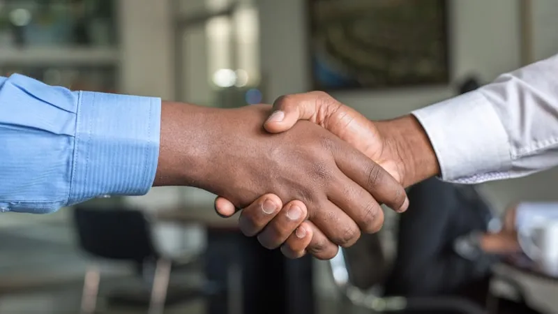 Kunden digital verwalten im Handwerk — Vom Zettelkasten zum CRM